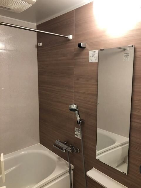 ルーブル板橋泉町弐番館の浴室