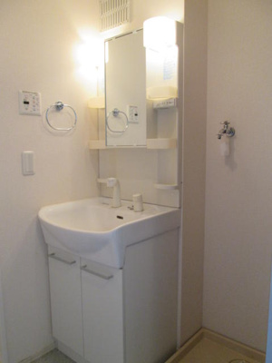 【独立洗面台】 | トリニティ東神奈川 | ※別室写真