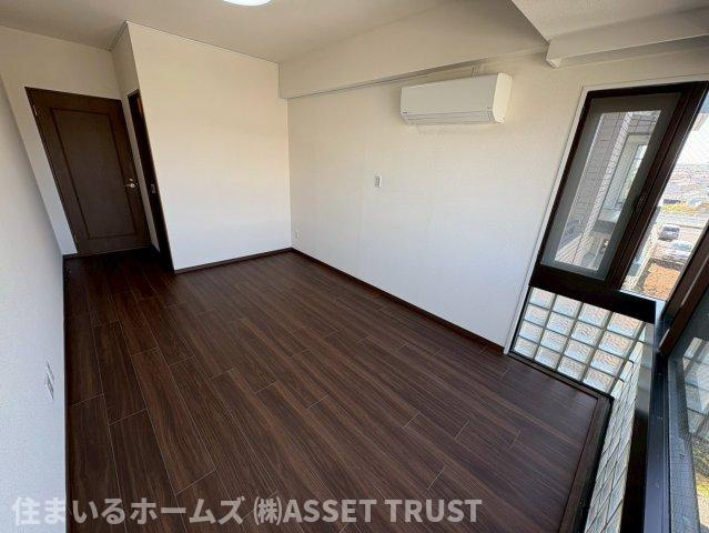 イトーピア鷺沼マンションの洋室