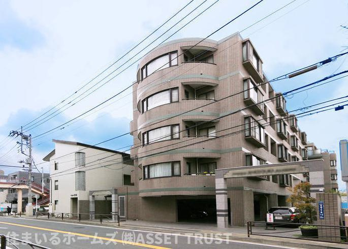 イトーピア鷺沼マンションの外観