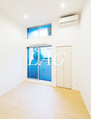 【居間・リビング】 | Cerisier 相模が丘 | 洋室のお部屋です。