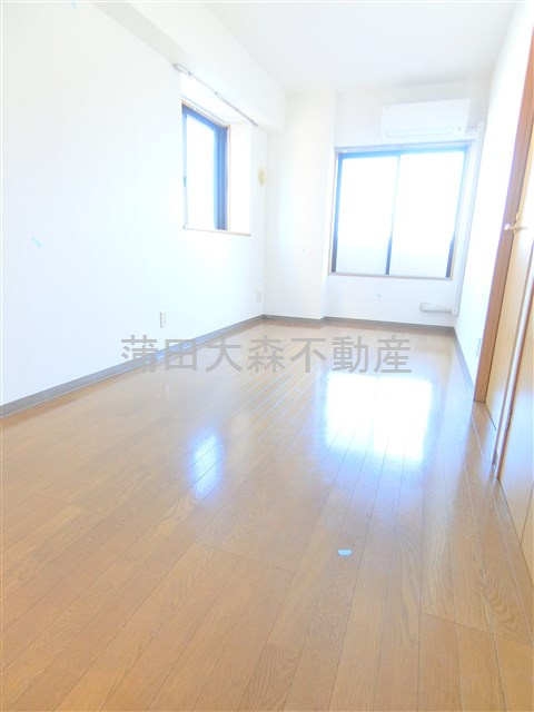 クレール羽田の居間・リビング