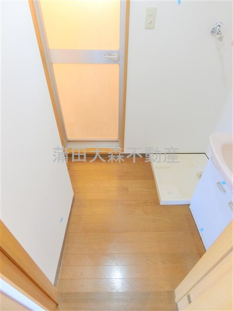 クレール羽田の洗面所