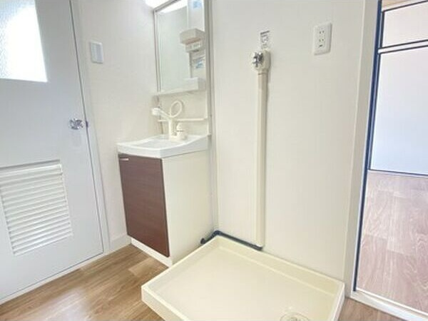 コーポ西栄　　刈谷市近郊の賃貸はクラスホーム刈谷店の洗面所|同物件の別部屋になります。