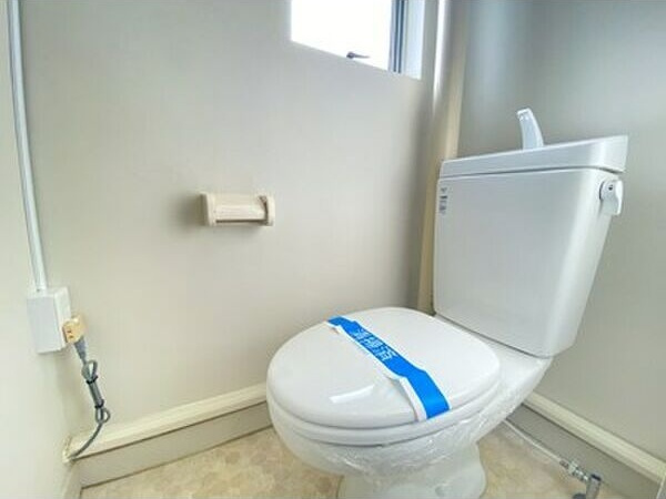 コーポ西栄　　刈谷市近郊の賃貸はクラスホーム刈谷店のトイレ|同物件の別部屋になります。