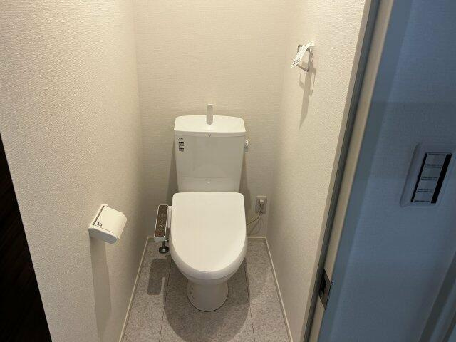 カインドネス北小岩のトイレ|同棟別室