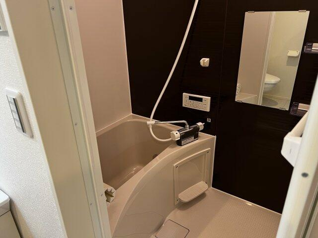 カインドネス北小岩の浴室|同棟別室