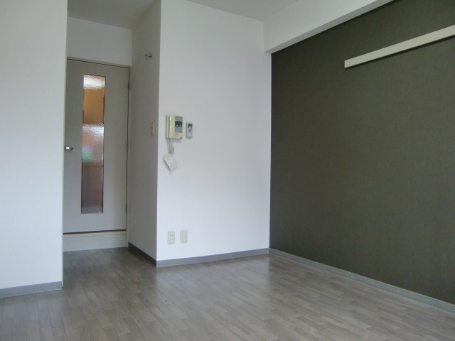 セファミ御影の洋室