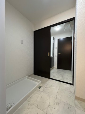 【ランドリースペース】 | ライオンズマンション鈴蘭台壱番館 | すっきりしていて清潔感があります。