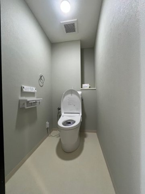 【トイレ】 | ライオンズマンション鈴蘭台壱番館 | トイレも新調しており、お手入れのしやすいトイレです。