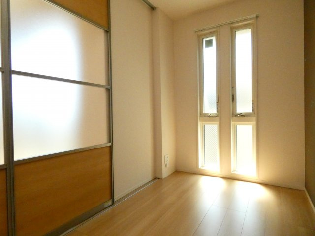 エスタ・ビエンの洋室