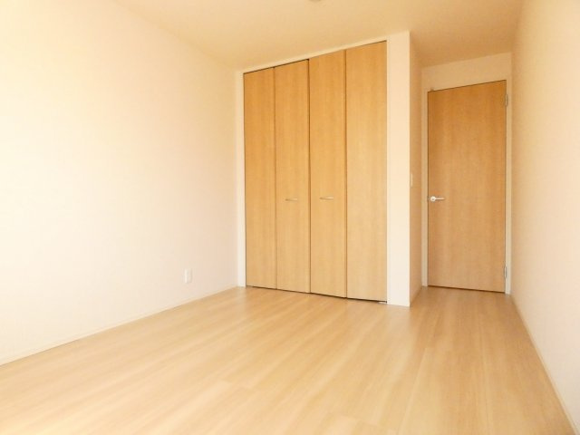 エスタ・ビエンの洋室