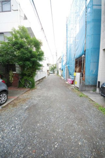【前面道路含む現地写真】 | 令和7年11月2日撮影　建築中