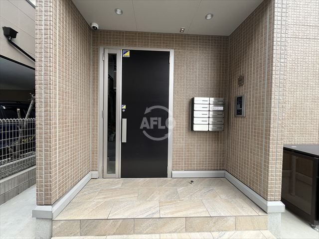 ロイヤルコート緑橋のエントランス|ロイヤルコート緑橋　エントランス