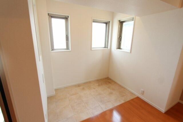 プライムアーバン池袋の寝室