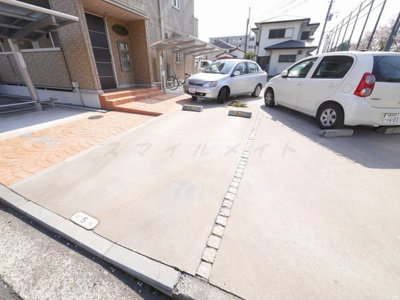 【駐車場】 | フローラ