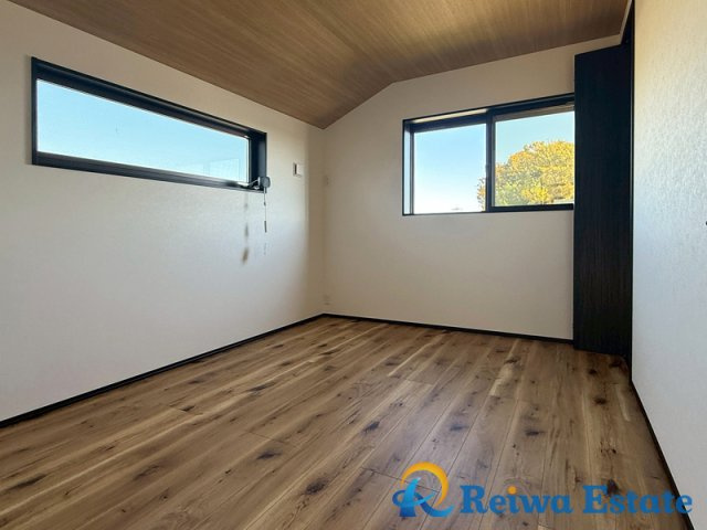 新築戸建　高座郡寒川町小動の洋室