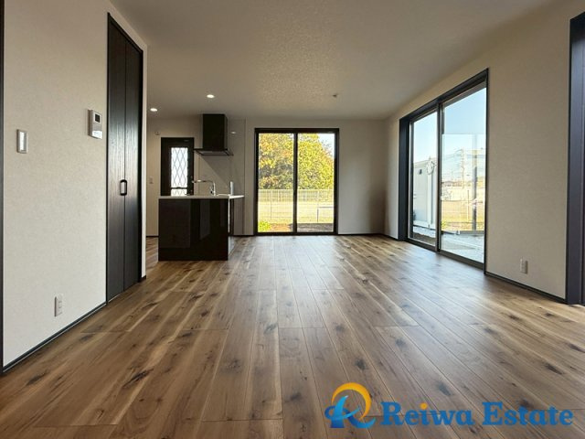 新築戸建　高座郡寒川町小動の居間・リビング