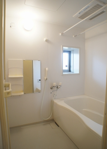 サンモールＢの浴室