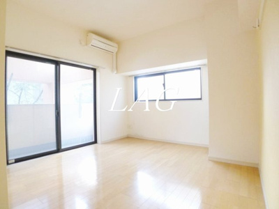 【居間・リビング】 | ラニカイビレッジ | 洋室のお部屋です。