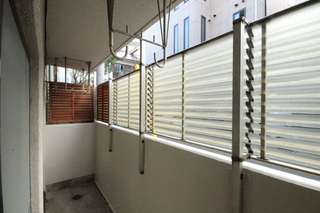 【バルコニー】