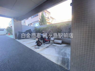 【その他】 | キャッスルメジュール川越デュオステージ | バイク置き場