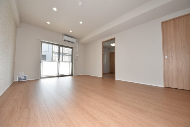 セントレ上町の居間・リビング