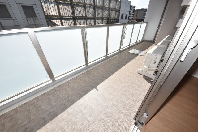 セントレ上町のバルコニー