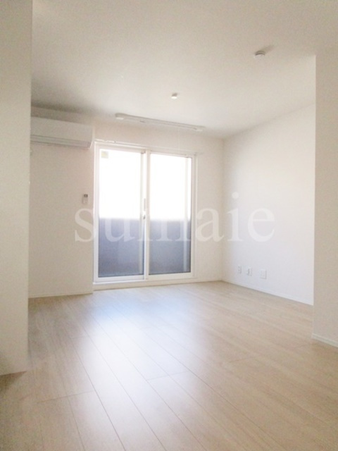 アナシエ神谷の居間・リビング|明るいリビングです☆