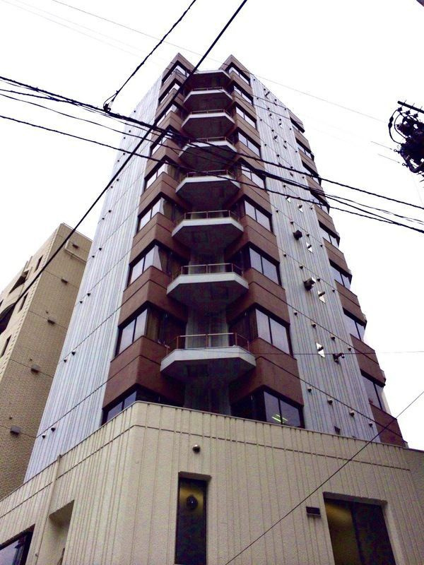 岡ビル