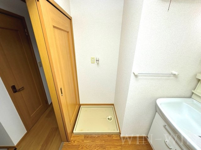 アルカンシェルの洗面所|イメージ（同建物内別部屋の写真です）