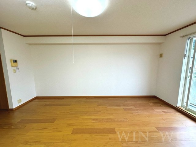 アルカンシェルの居間・リビング|イメージ（同建物内別部屋の写真です）