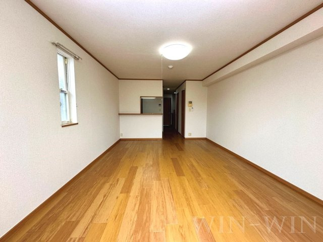 アルカンシェルの居間・リビング|イメージ（同建物内別部屋の写真です）