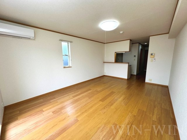 アルカンシェルの居間・リビング|イメージ（同建物内別部屋の写真です）