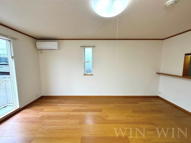 アルカンシェルの居間・リビング|イメージ（同建物内別部屋の写真です）