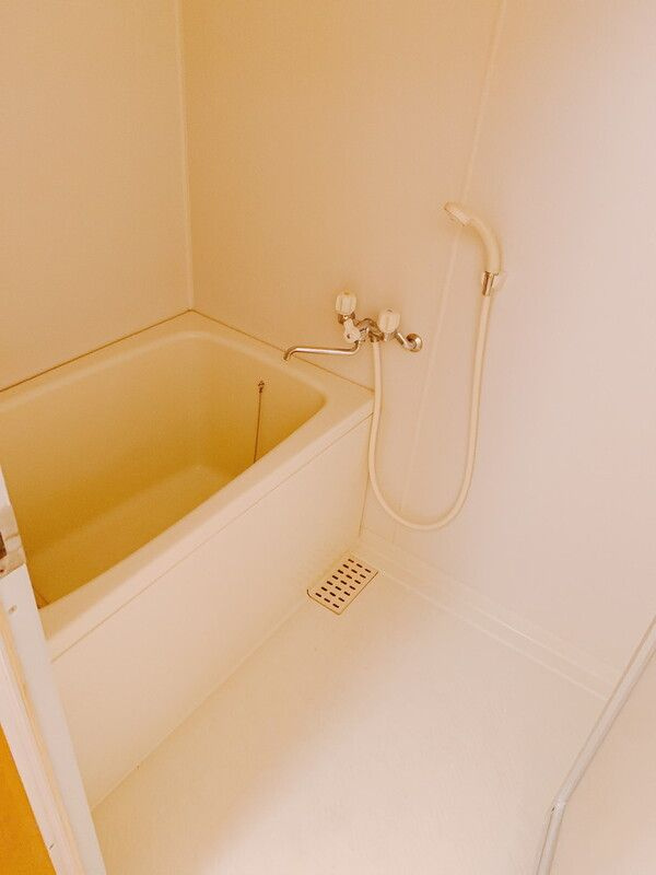 ビアーレ小金井の浴室