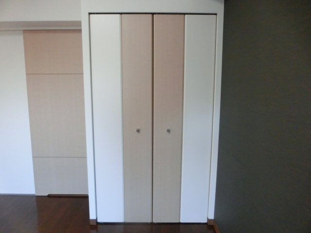 KDXレジデンス難波の寝室