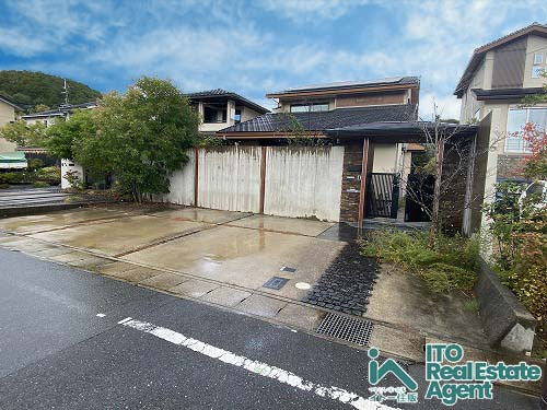 岩倉幡枝町　中古戸建の外観