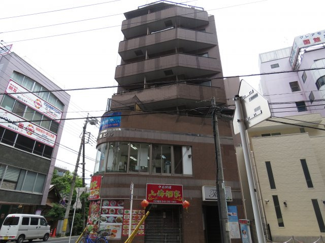 伊勢原六番館の外観