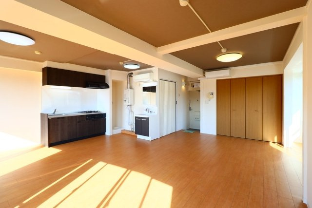 蛎殻町団地の洋室|落ち着いた色調の洋室です