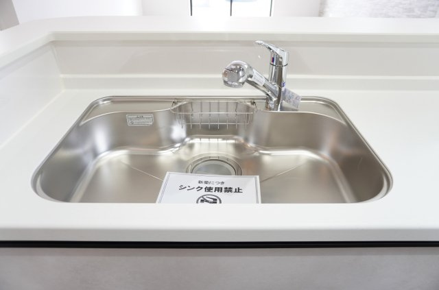 越谷市弥栄町4丁目 新築分譲住宅 全3棟 3号棟のキッチン