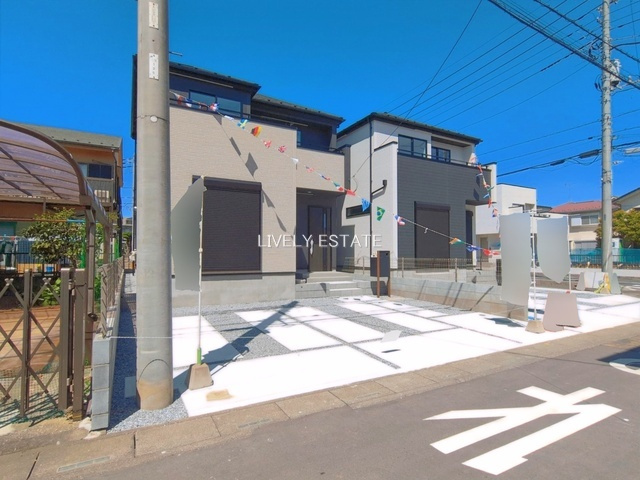 越谷市弥栄町4丁目 新築分譲住宅 全3棟 3号棟の駐車場