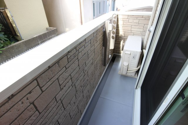 エムワン舞子のバルコニー