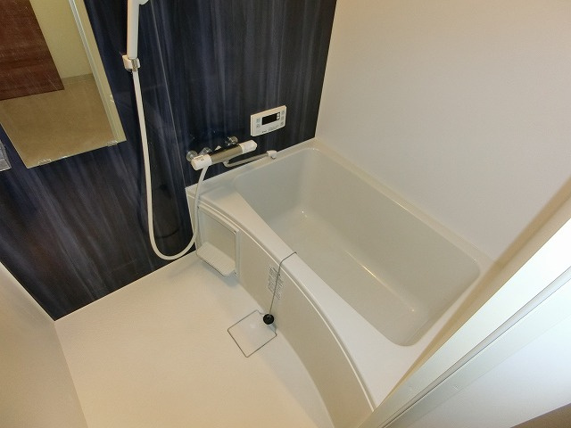 プレジール今津駅前の浴室