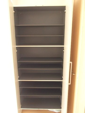 ヴァーレンスＣの内装