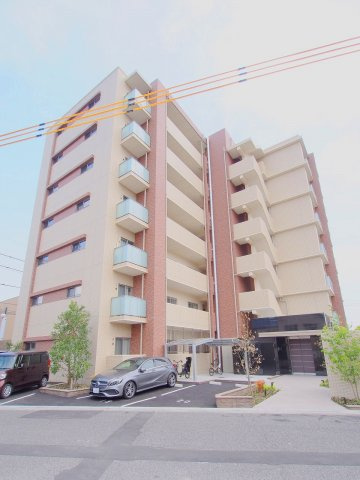 エスト　クローネの外観