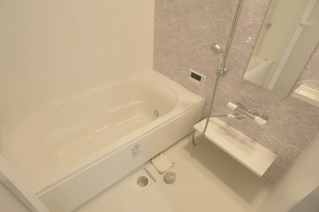 エスト　クローネの浴室