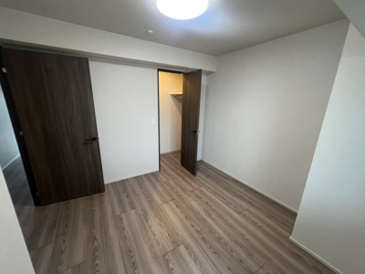 【洋室】 | レーベン岩国麻里布町