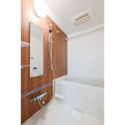 【浴室】 | ラクラス中野南台 | 浴室乾燥機付きバス。