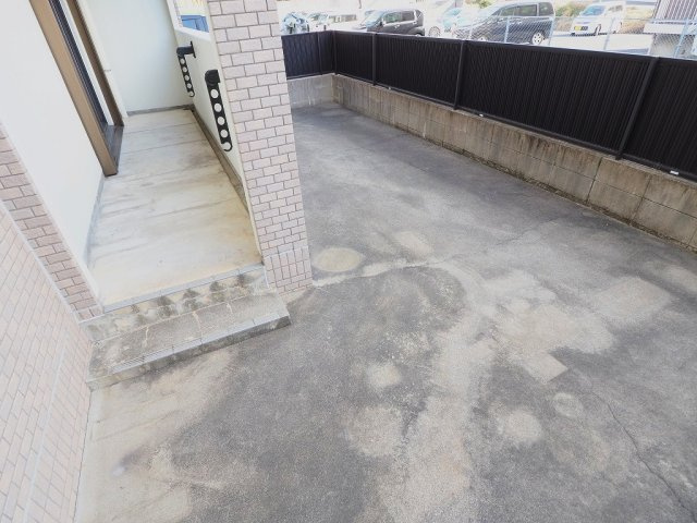 メイプルヒルズのバルコニー